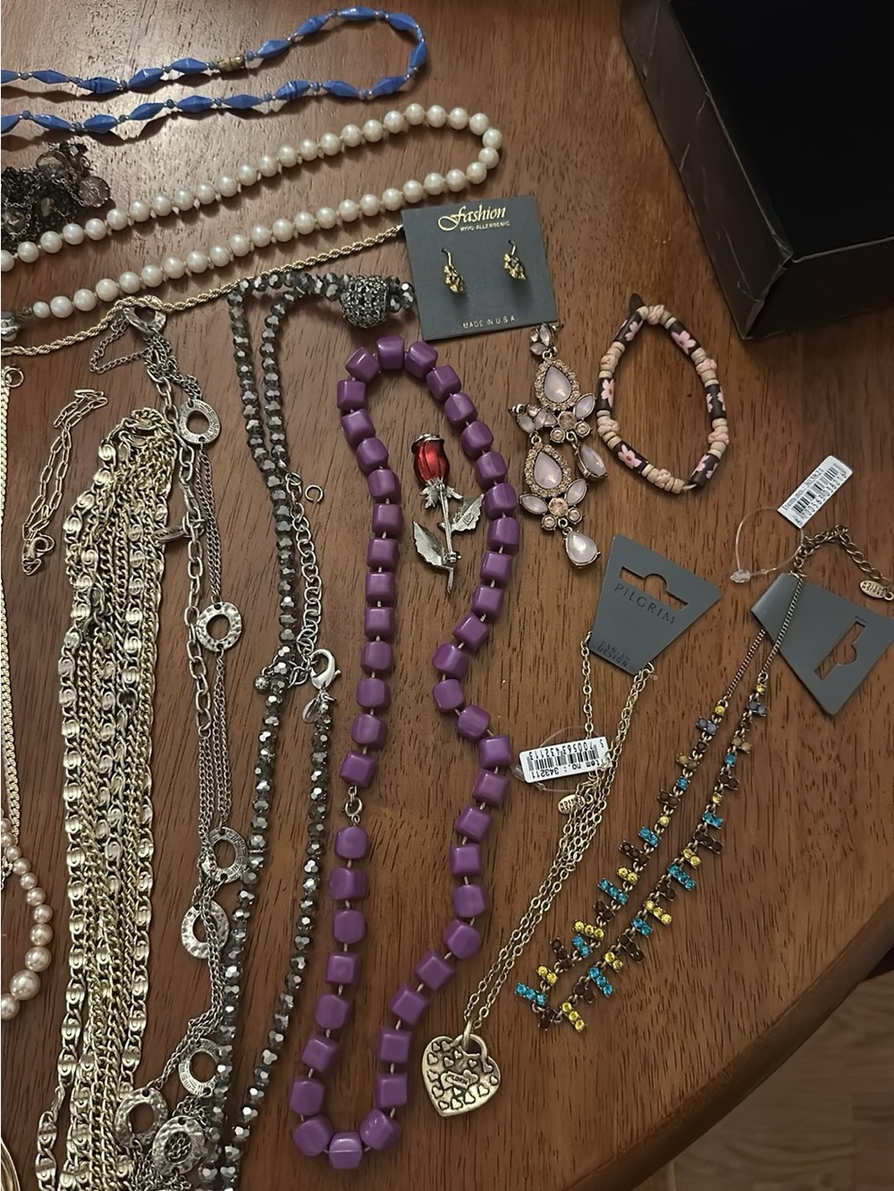 1lb+ of mixed jewelry